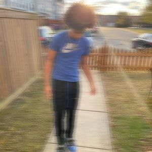 Meet your Posher, Elwyne